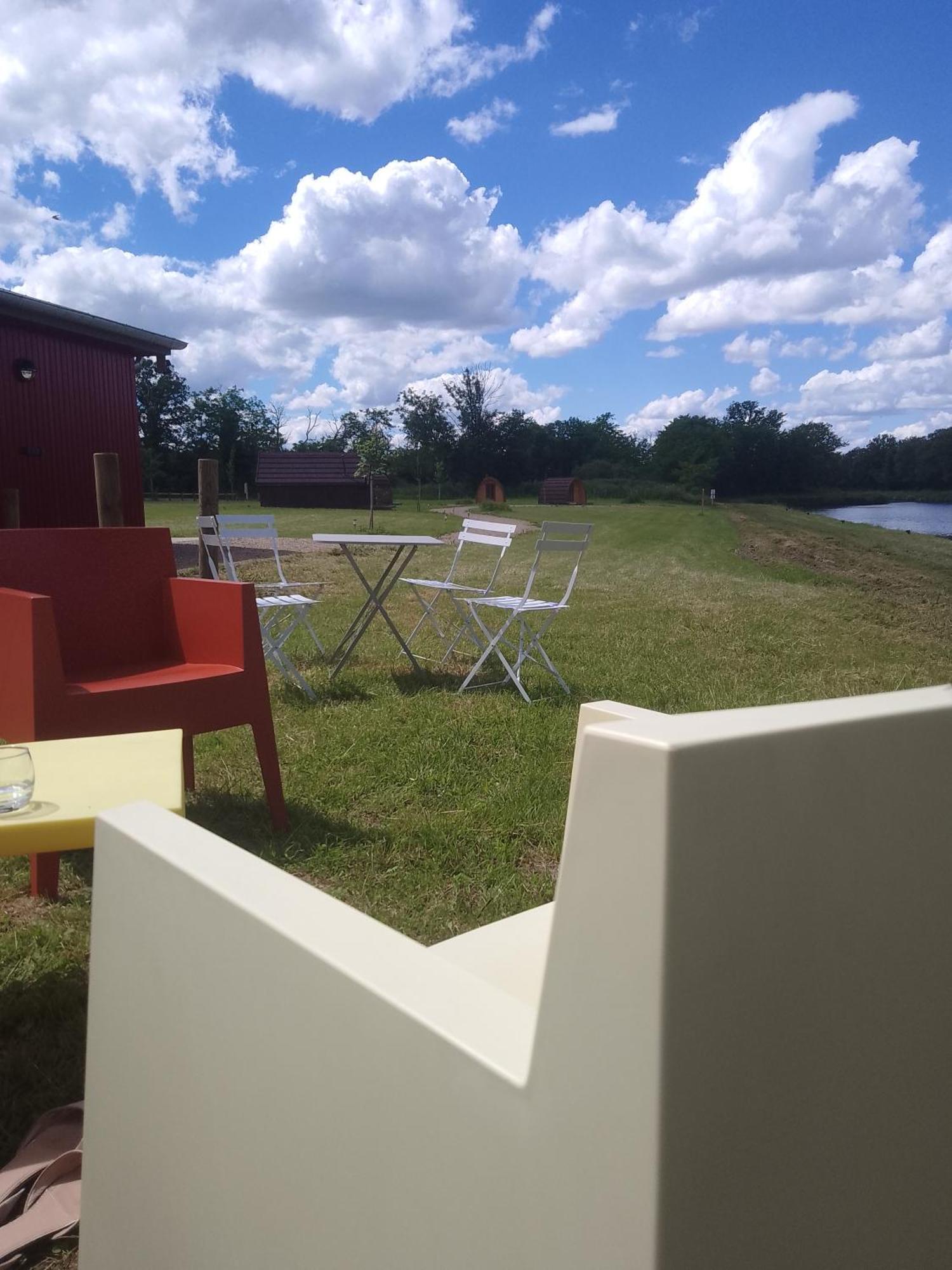 La Halte Du Canal Luthenay-Uxeloup Buitenkant foto